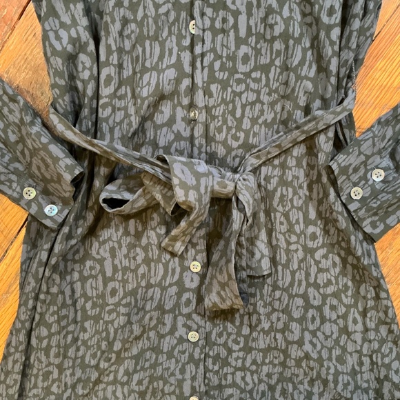 Rails Beatrice Dress in Charcoal Batik Cheetah Midi Shirt Dress Medium - Picture 7 of 11